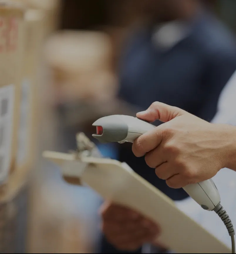 A modern fulfillment house with advanced technology for efficient logistics operations.